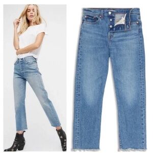 Levi’s Wedgie Straight Jean
